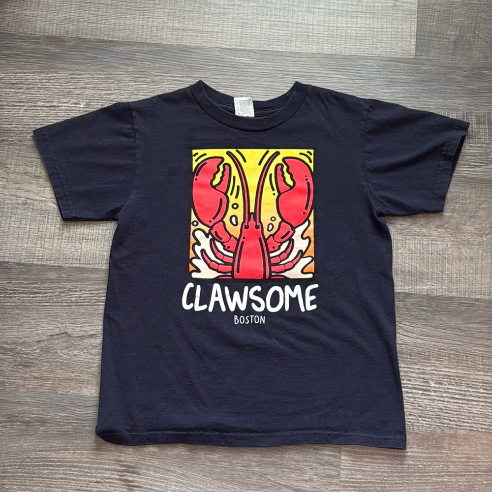 Clawsome Boston shirt